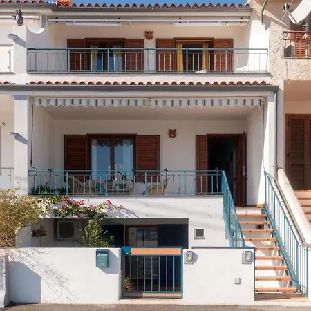Welcomely - Terrace By The Sea - Cala Gonone Apartment *